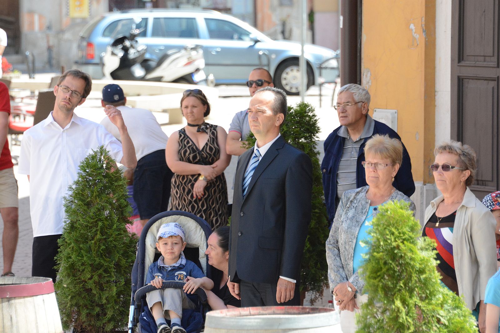 Hősök napi néma koszorúzás Székesfehérváron